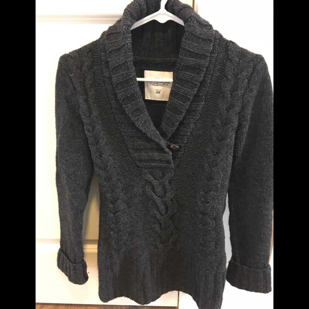 H&M sweater